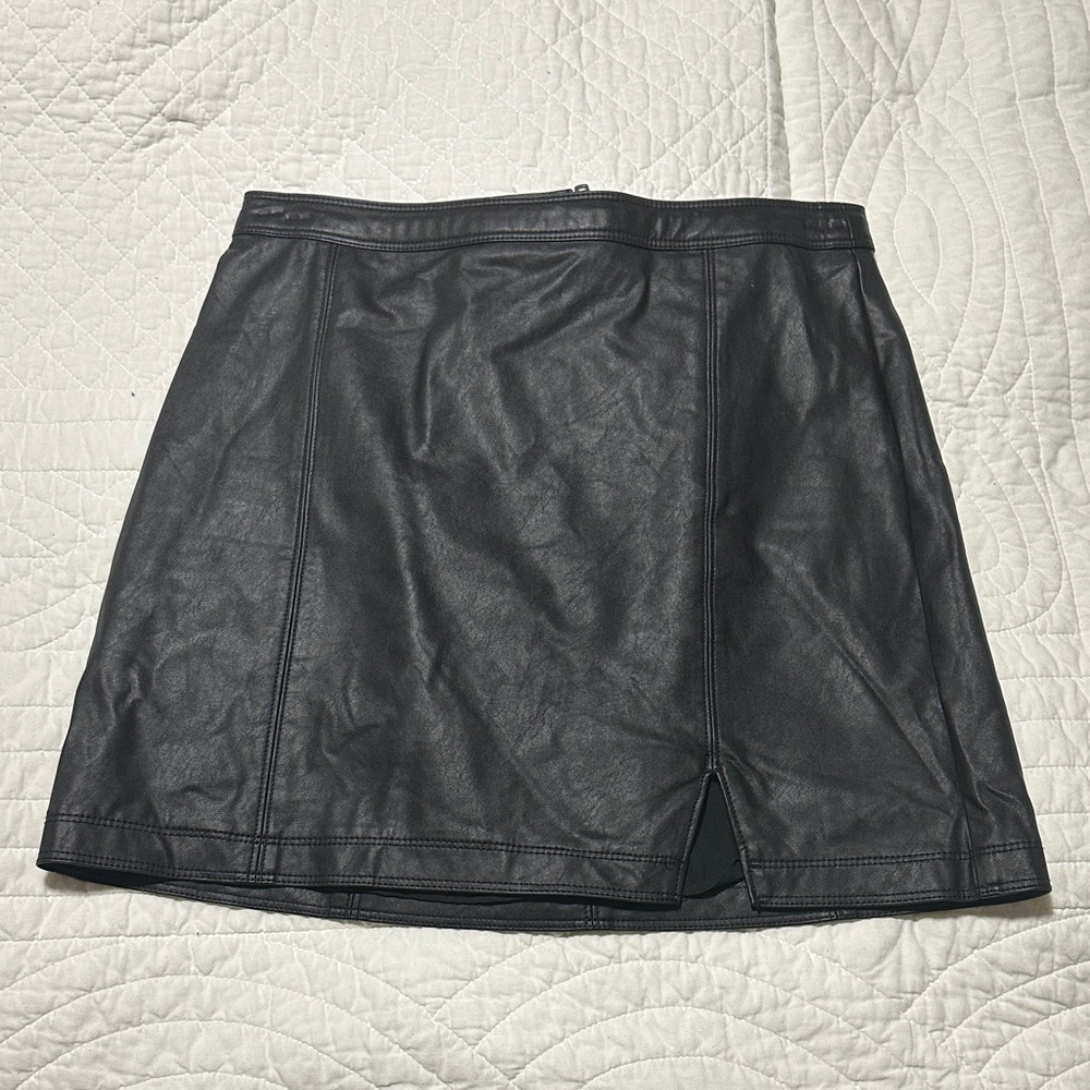 Abercrombie & Fitch Black Leather Mini Skirt